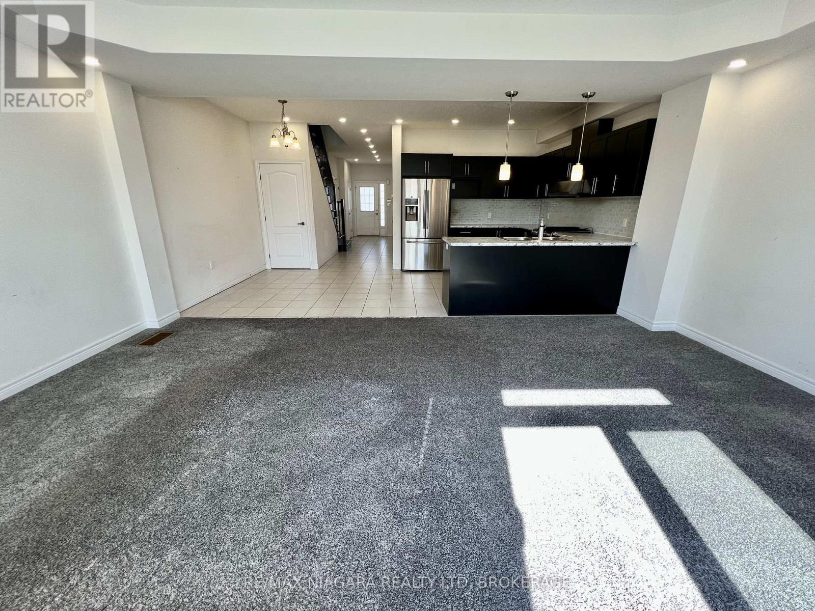 23 Fairgrounds Drive — photo 10