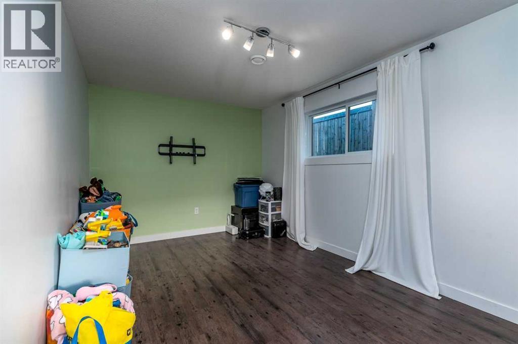 1305 47A Avenue, Lloydminster — photo 21