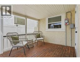 121 15 Street NW - photo 21