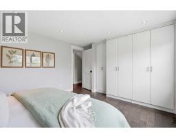 121 15 Street NW - photo 16