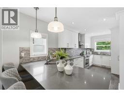 121 15 Street NW - photo 7