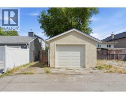 121 15 Street NW - photo 29