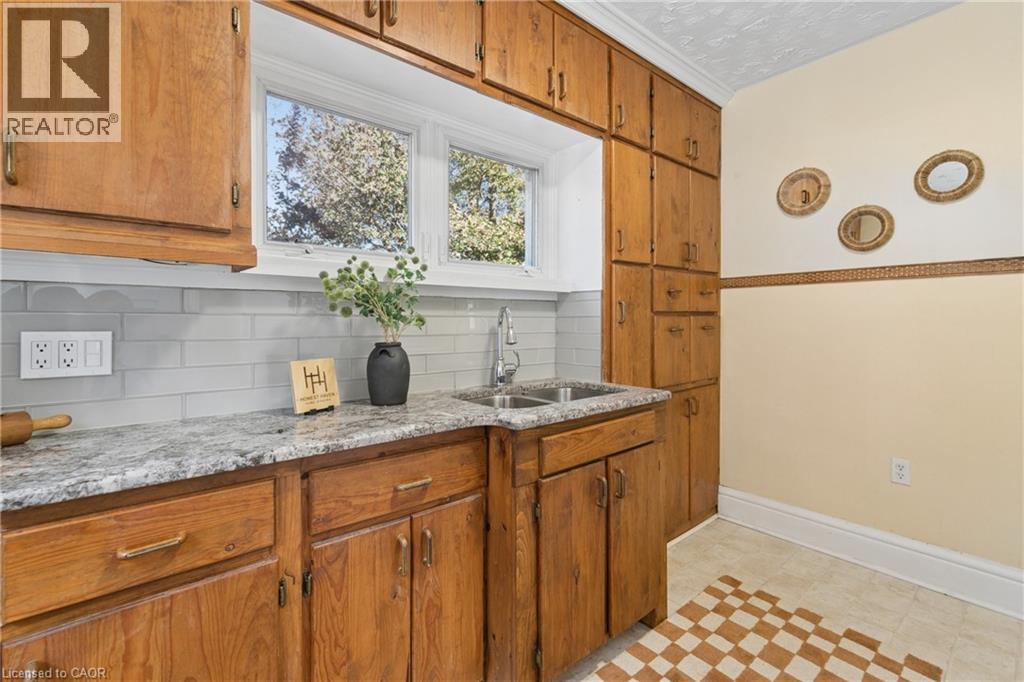 148 Lydia Street — photo 10