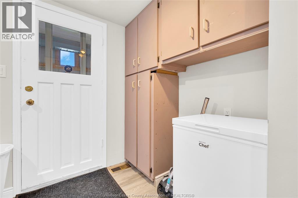 214 DANA DRIVE - Image 17