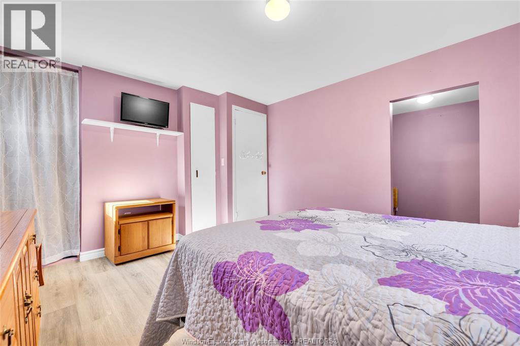 214 DANA DRIVE - 19