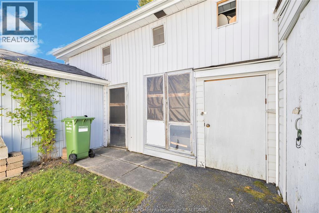 214 DANA DRIVE - 21