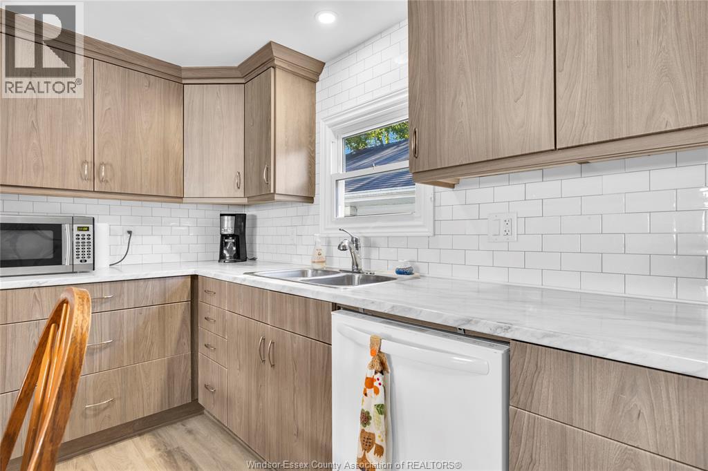 214 DANA DRIVE - 7