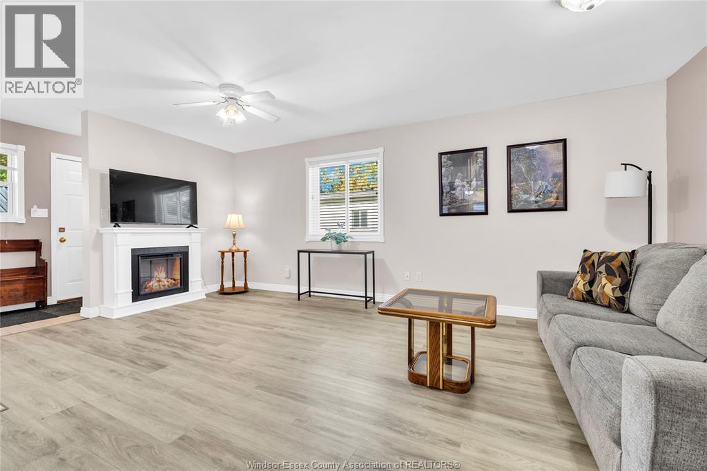 214 DANA DRIVE - 9
