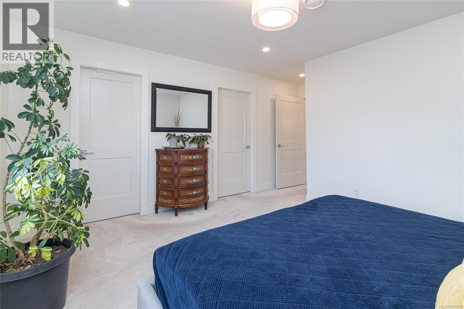 3197 Fifth St - 20