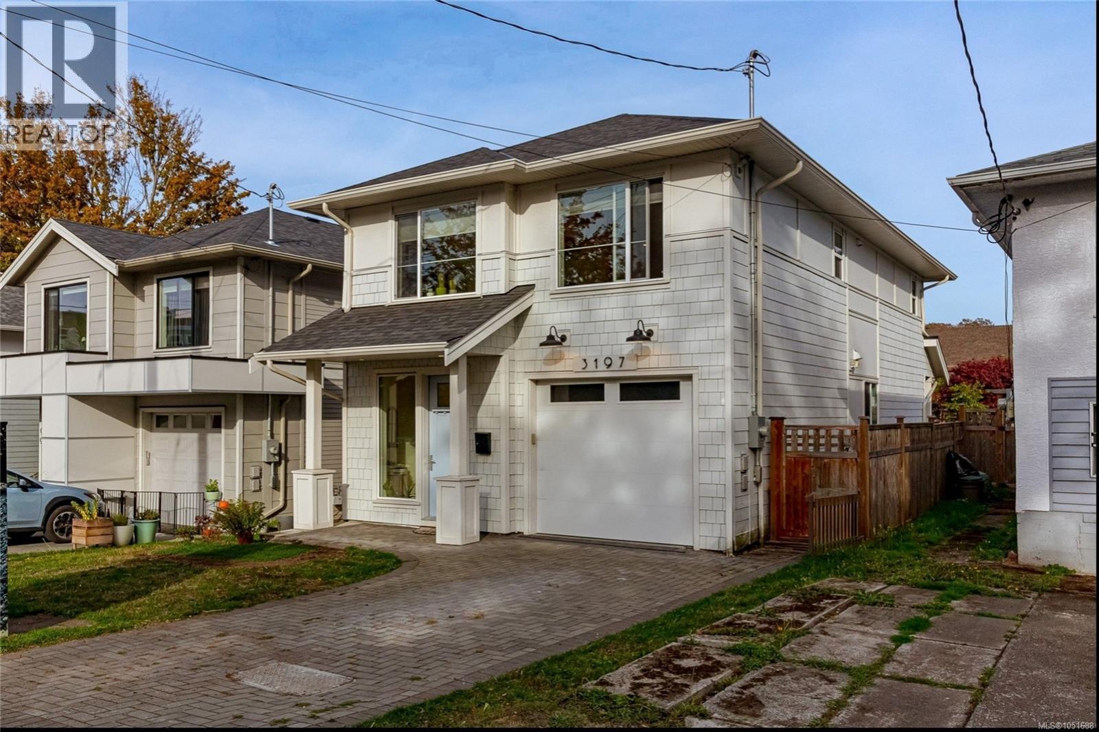 3197 Fifth St - 38