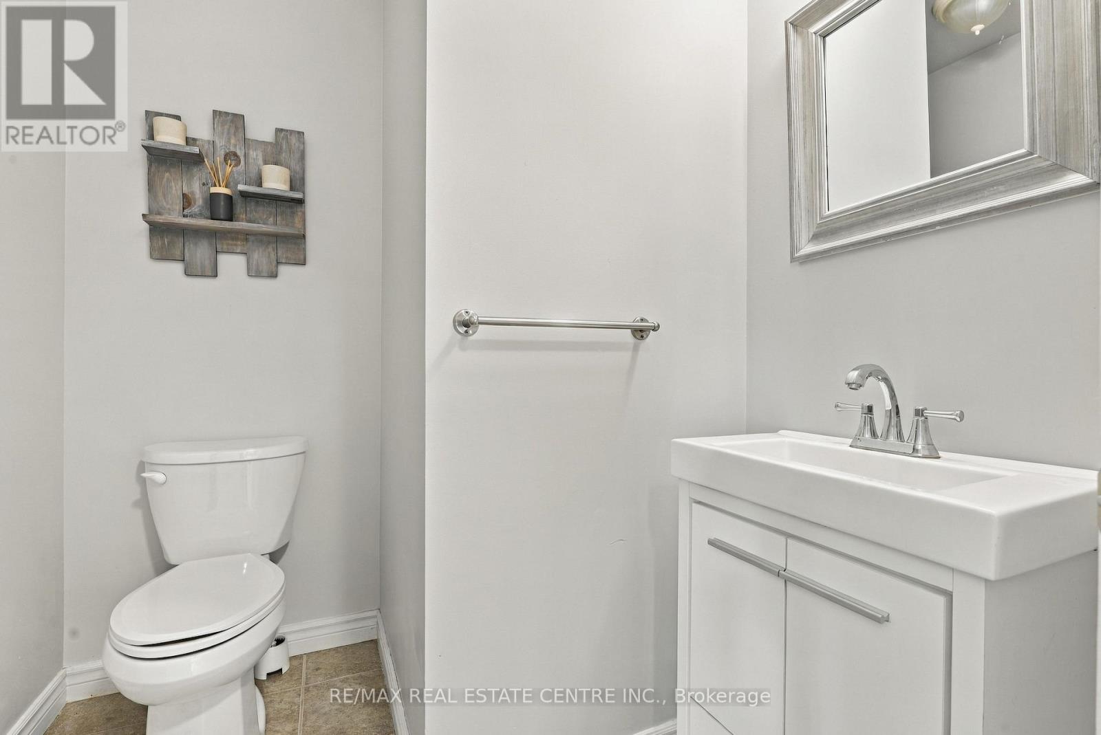 34 MCMASTER ROAD - Image 17