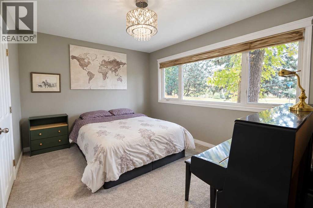 2822 6A Avenue S - 12