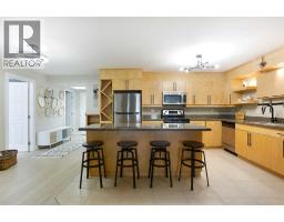 102, 350 4 Avenue NE - photo 4