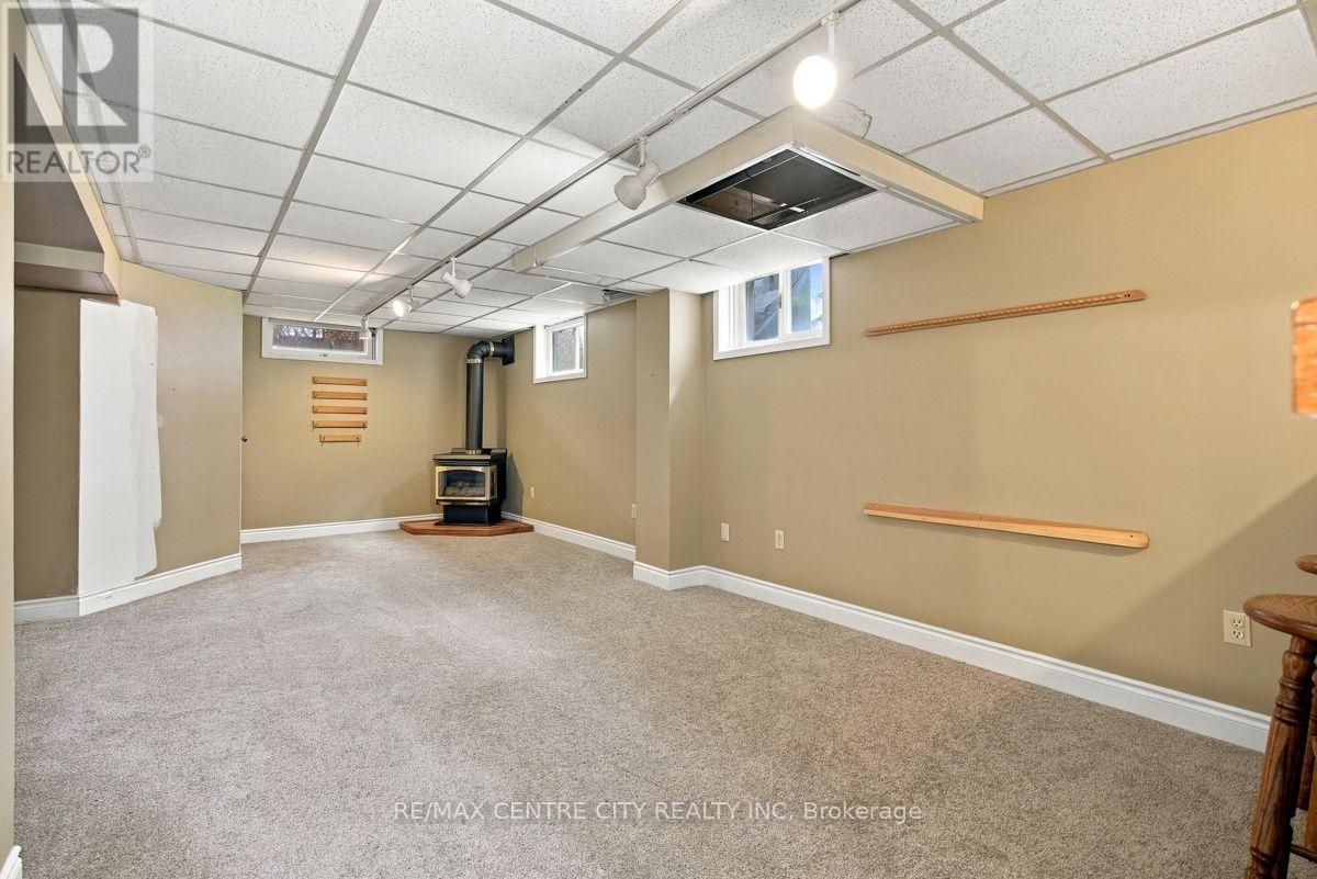 4564 EAST ROAD E - 29