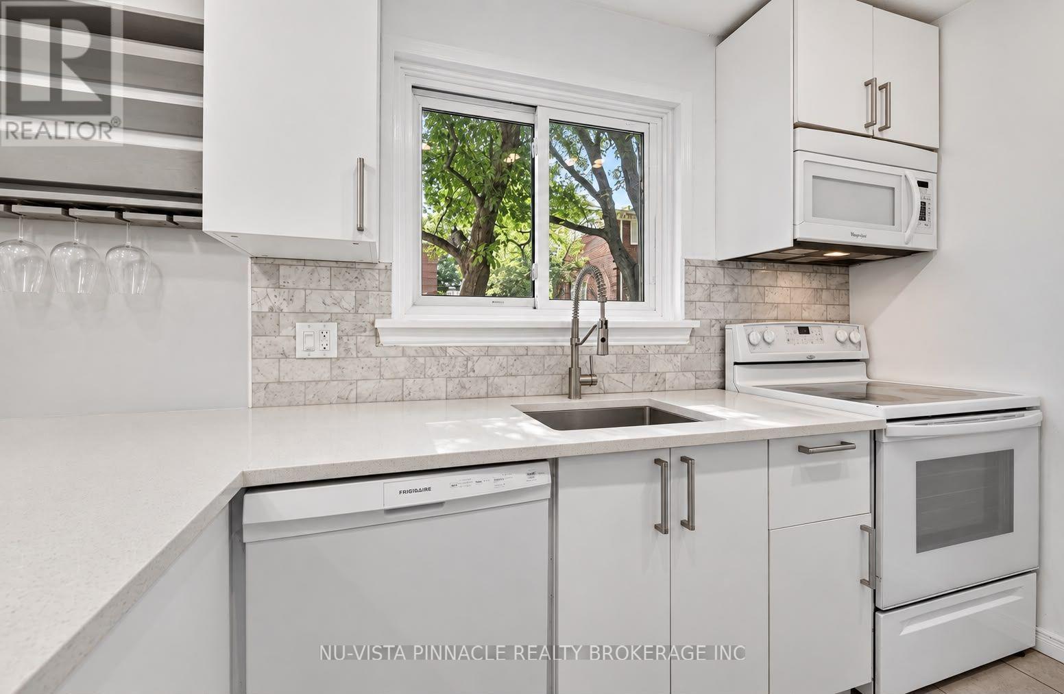 #13 370 HOMESTEAD COURT - Image 14