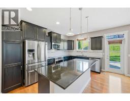 80 Sherwood Crescent NW - photo 9