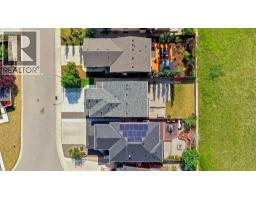 80 Sherwood Crescent NW - photo 42