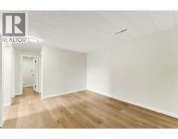 2711 Dunmore Road Se, Medicine Hat, AB T1A2A6 Photo 44