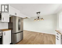 2711 Dunmore Road Se, Medicine Hat, AB T1A2A6 Photo 25