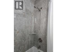 2711 Dunmore Road Se, Medicine Hat, AB T1A2A6 Photo 40