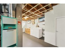 4pc Bathroom - 2711 Dunmore Road Se, Medicine Hat, AB T1A2A6 Photo 9