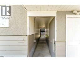 2711 Dunmore Road Se, Medicine Hat, AB T1A2A6 Photo 18