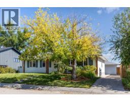 232 Lake Wapta Rise SE - photo 27