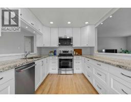232 Lake Wapta Rise SE - photo 3