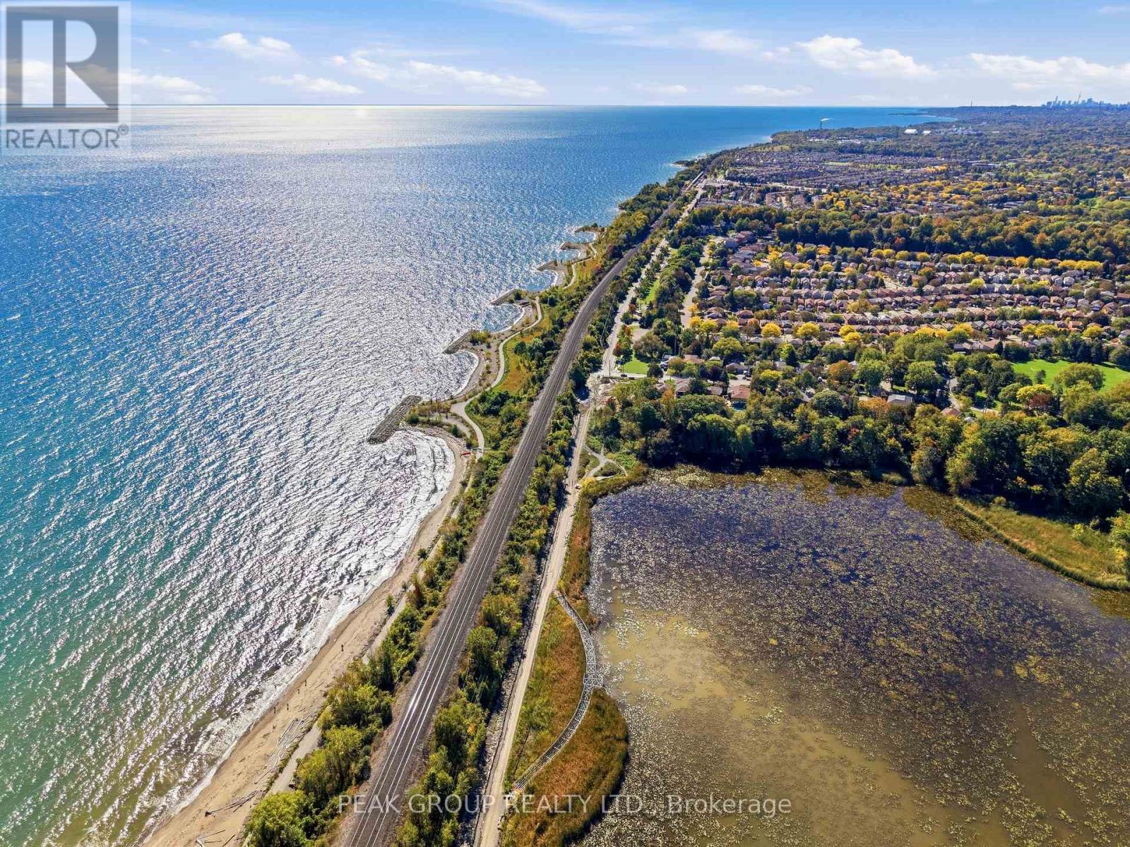 492 ROUGEMOUNT DRIVE - 10