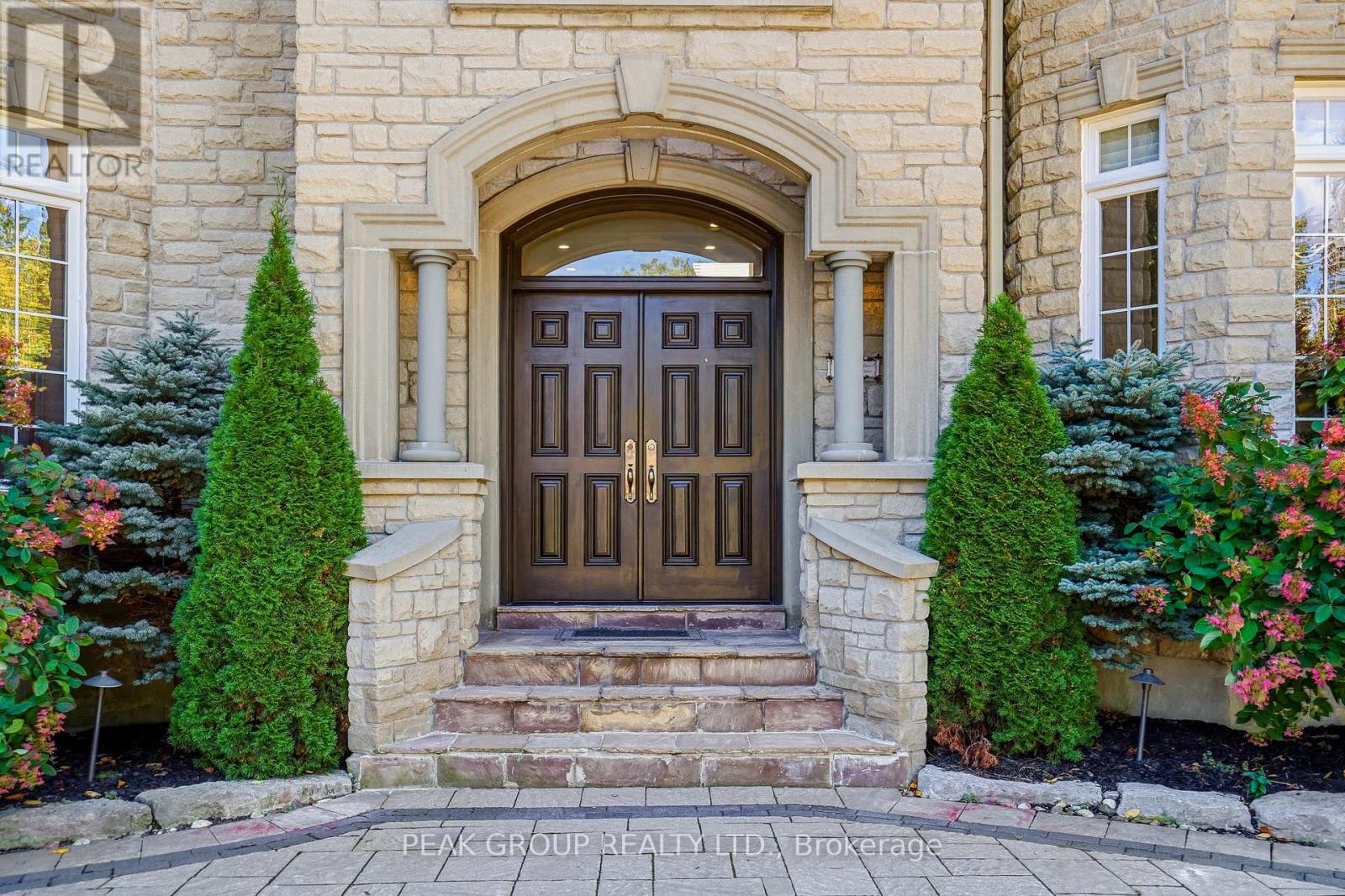 492 ROUGEMOUNT DRIVE - Image 13