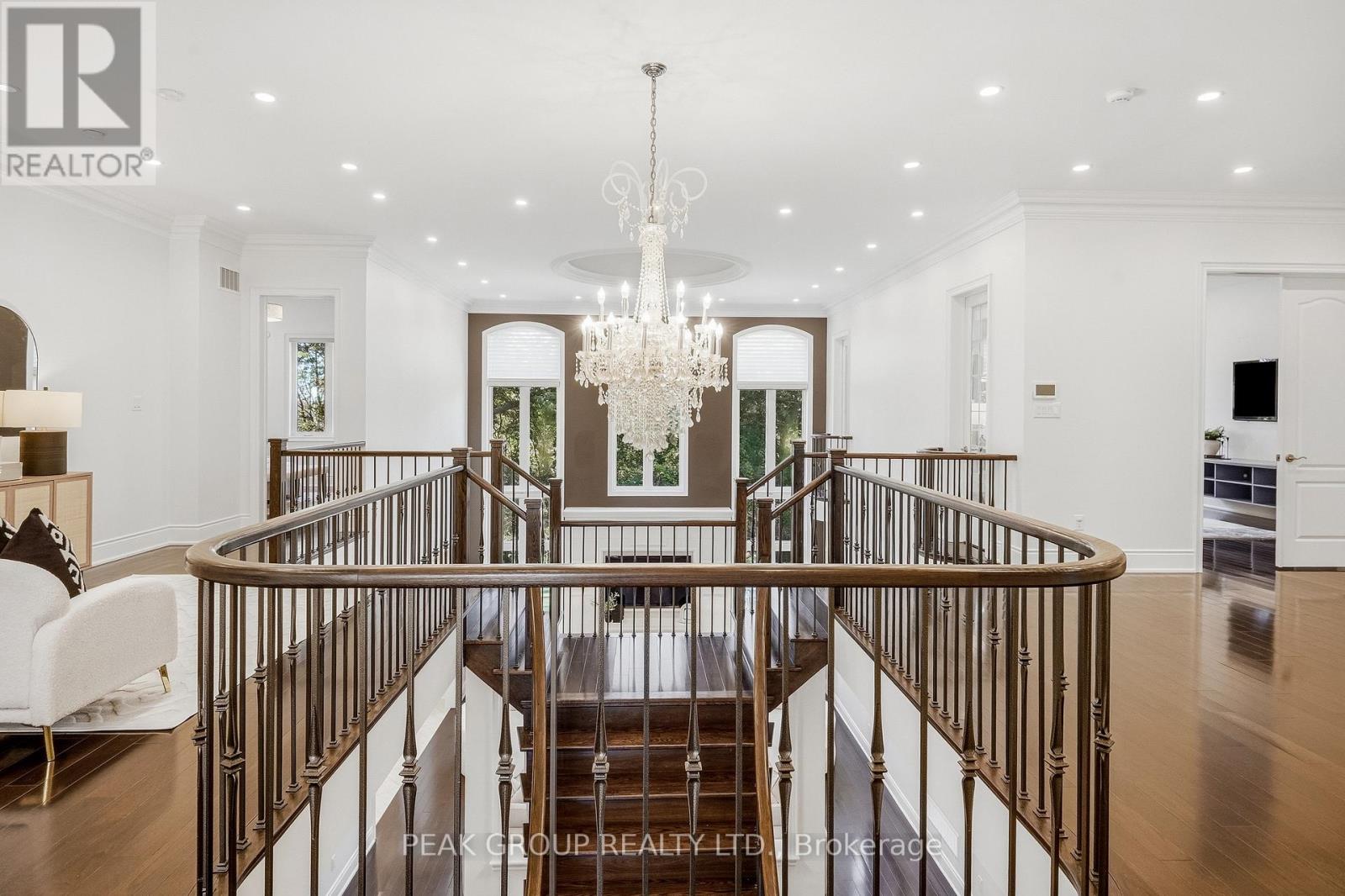 492 ROUGEMOUNT DRIVE - Image 33
