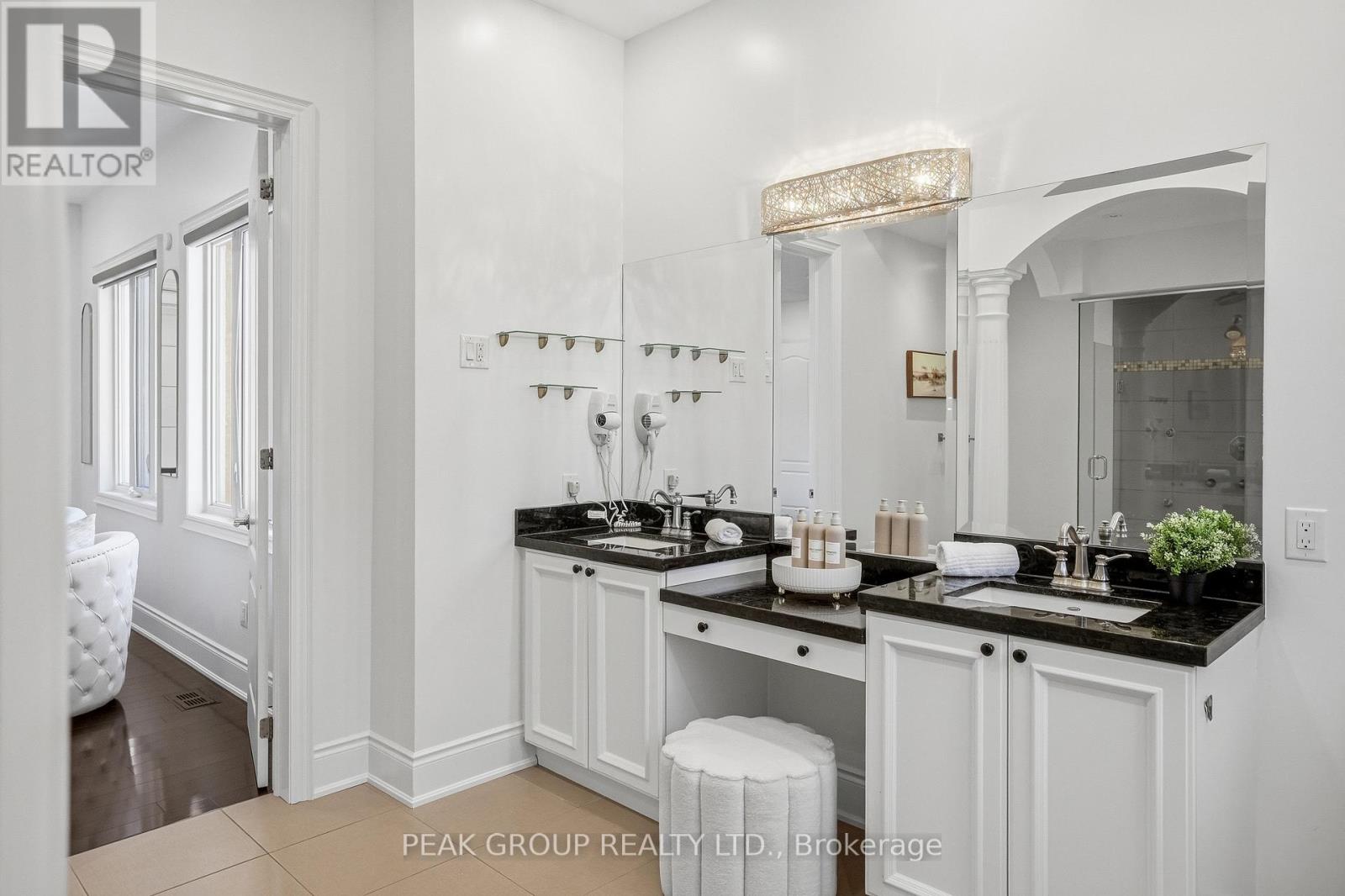 492 ROUGEMOUNT DRIVE - Image 36