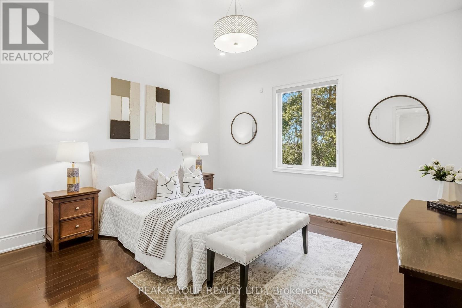 492 ROUGEMOUNT DRIVE - 41