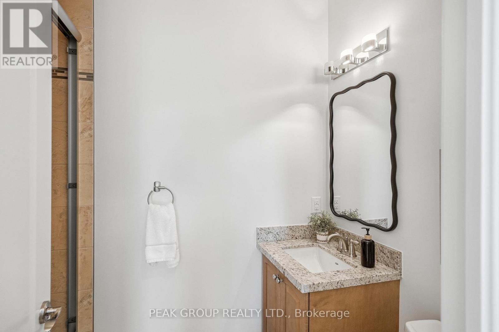492 ROUGEMOUNT DRIVE - Image 43