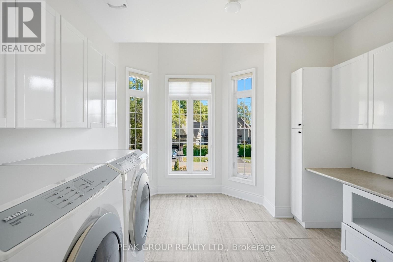 492 ROUGEMOUNT DRIVE - Image 44