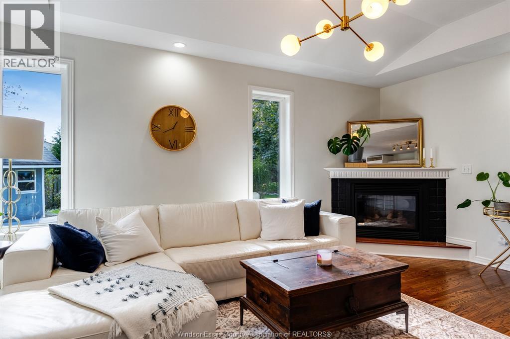 1615 St. Clair ROAD - Image 11