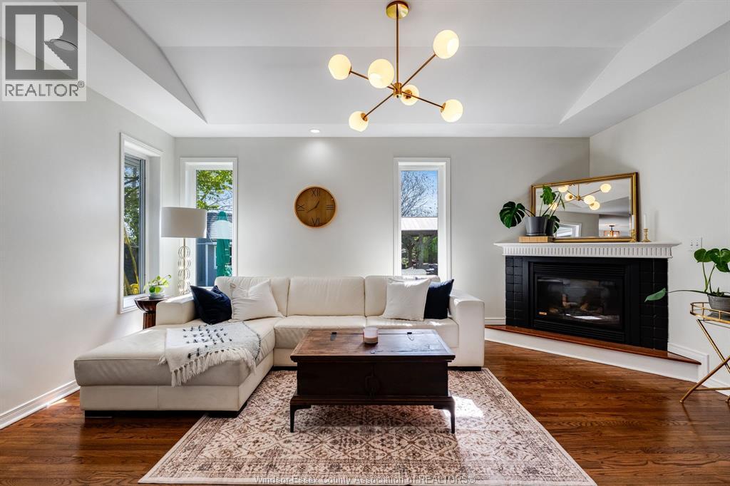 1615 St. Clair ROAD - 12