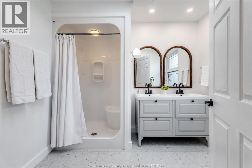 1615 St. Clair ROAD - Image 17