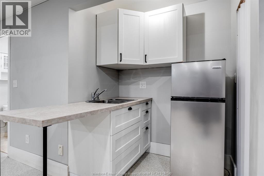 1615 St. Clair ROAD - 31