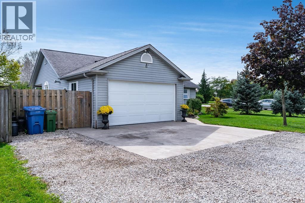 1615 St. Clair ROAD - 38