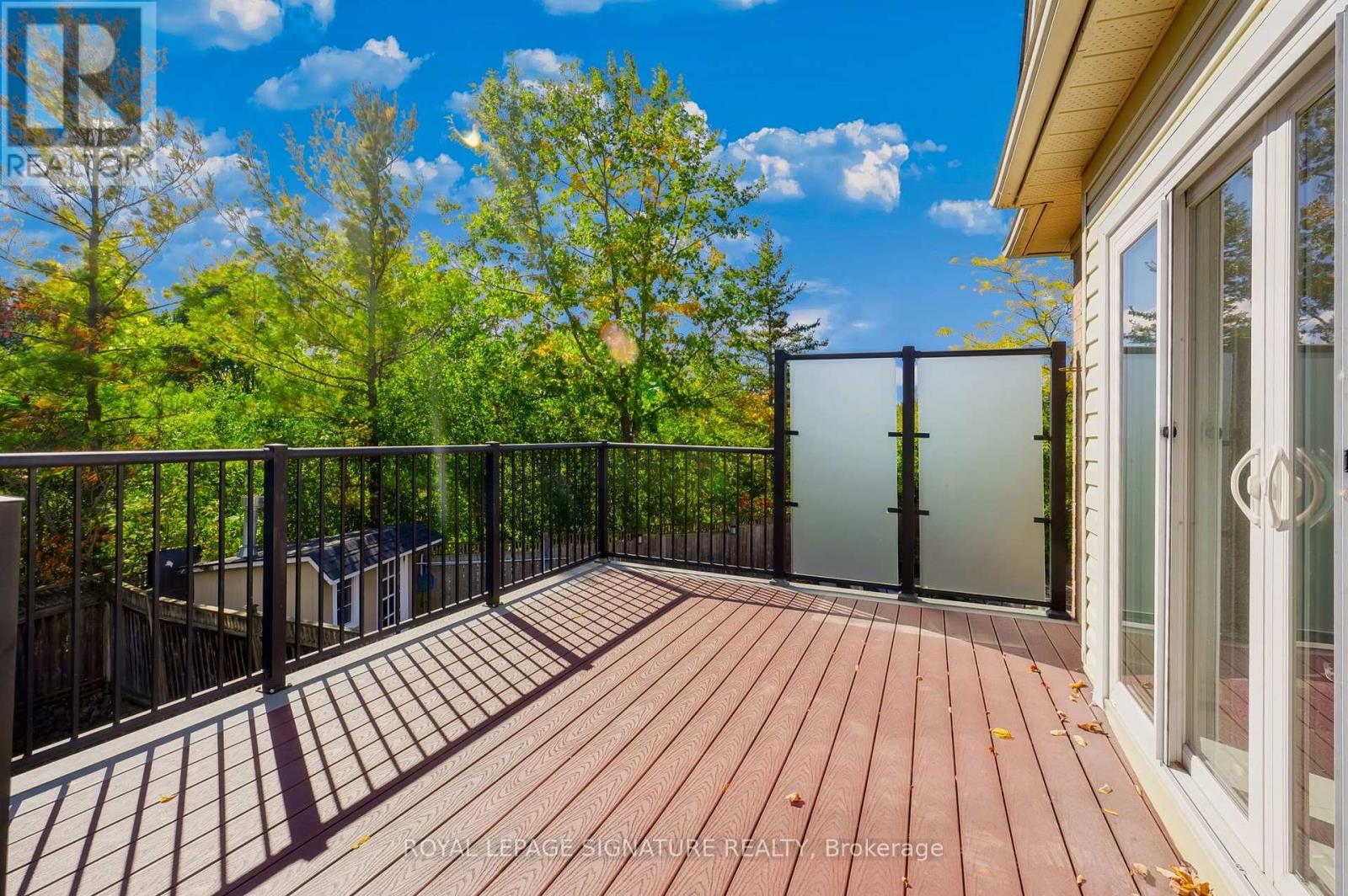 63 Woodroof Crescent — photo 39