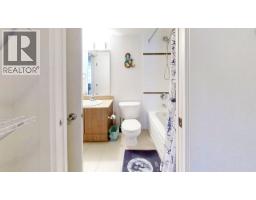 21xx 610 Granville Street, Vancouver, BC V6C3T3 Photo 6