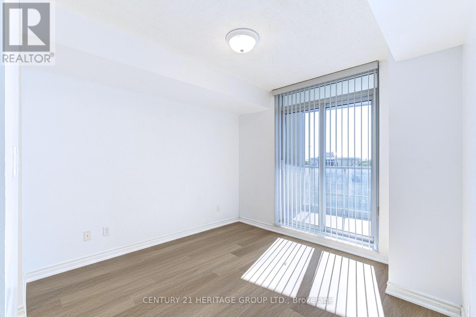 #610 2 REAN DRIVE - 26