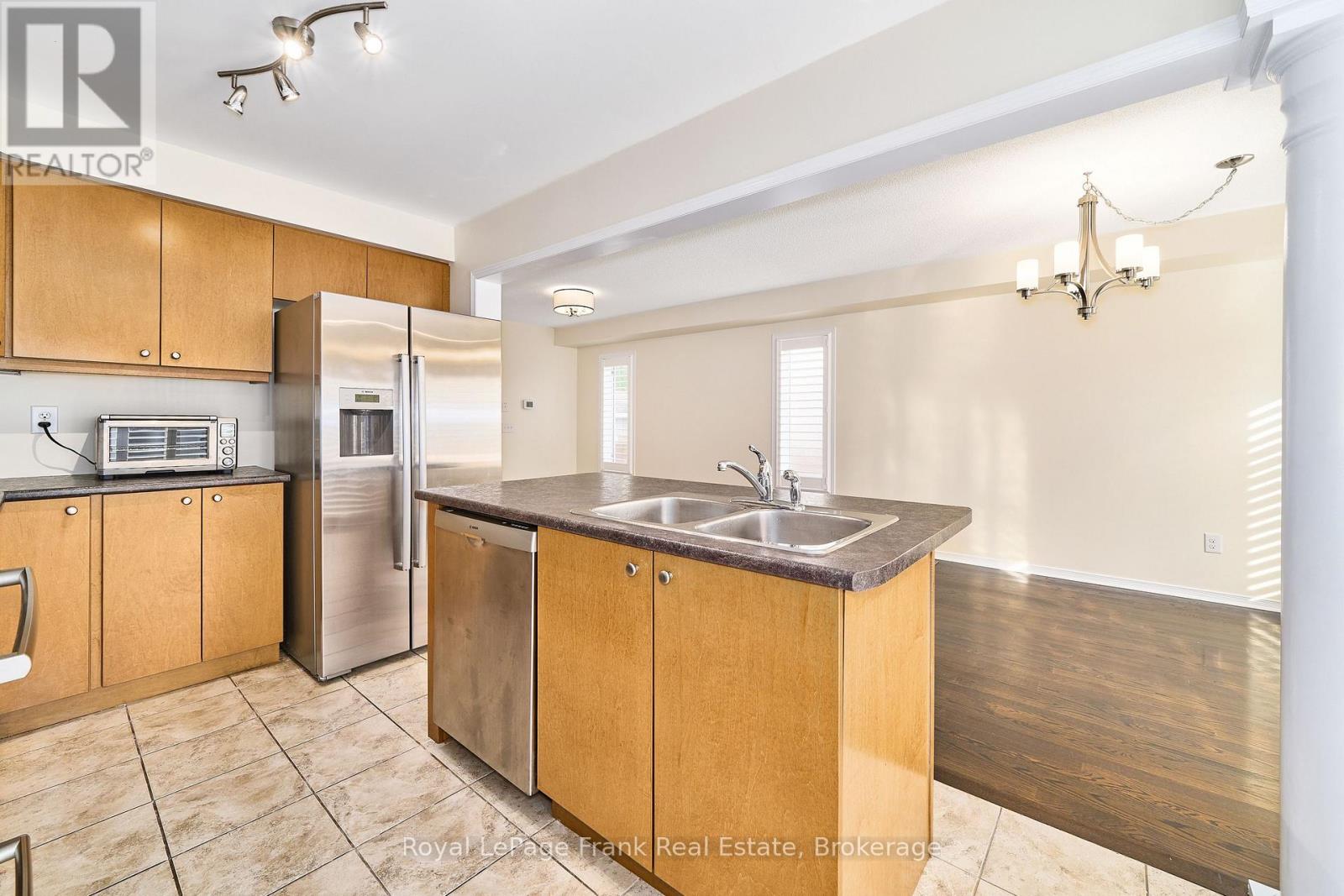 23 Southshore Street, Whitby, ON photo 20