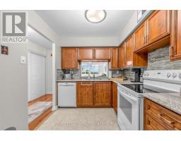 1006 - 4 Park Vista, Toronto, ON M4B3M8 Photo 11