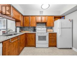 1006 - 4 Park Vista, Toronto, ON M4B3M8 Photo 13