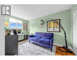 1006 - 4 Park Vista, Toronto, ON M4B3M8 Photo 16