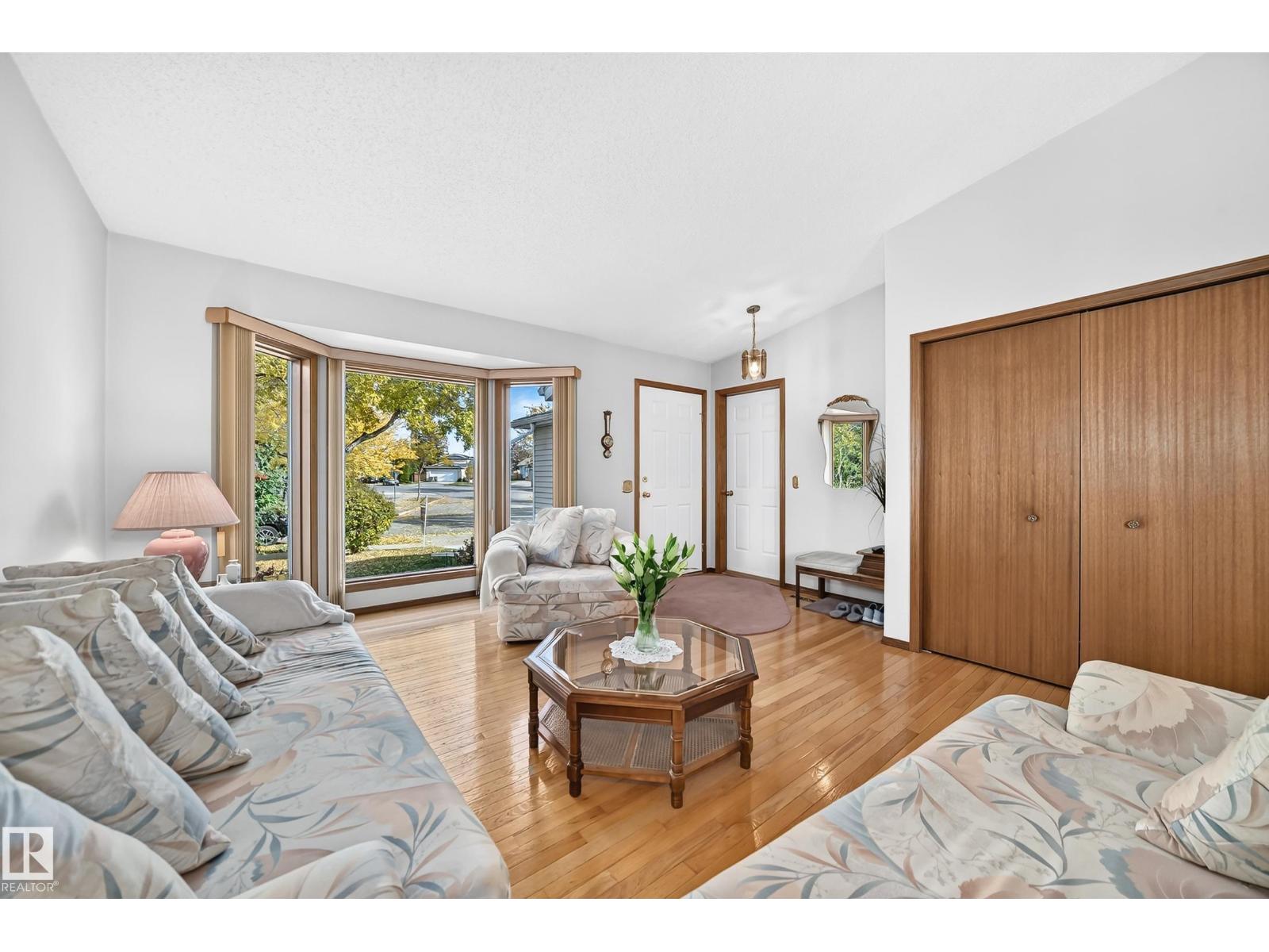47 DEERBOURNE DR - 9
