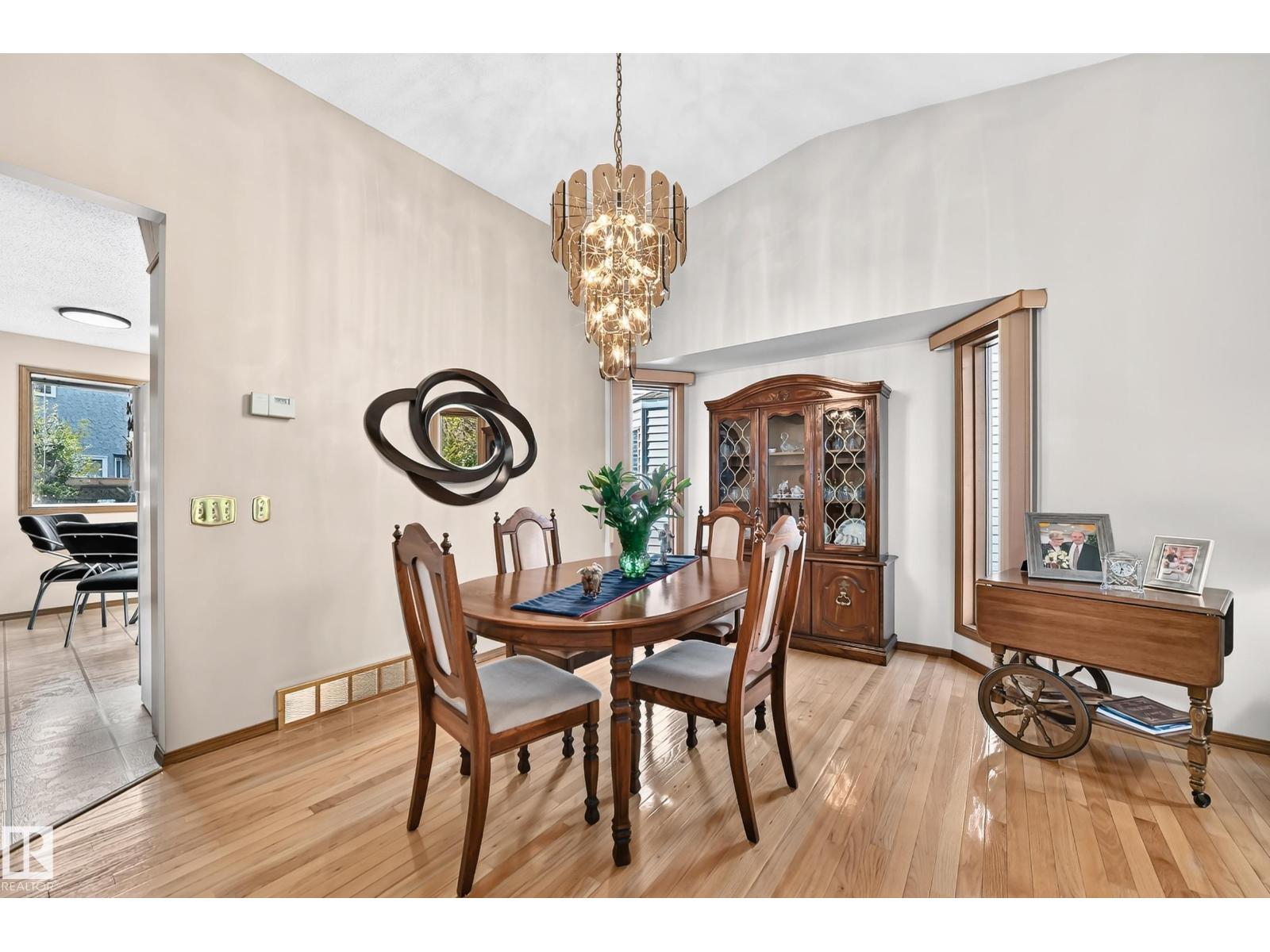 47 DEERBOURNE DR - 11