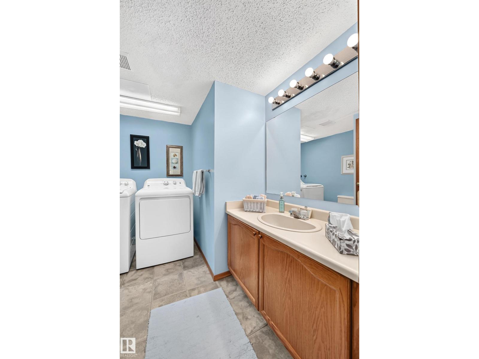 47 DEERBOURNE DR - 42